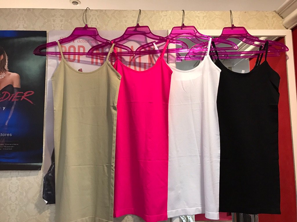 ClassJorna's tweet photo. HELLO❤️❤️SEAMLESS入荷してます✨😍本日も皆様の御来店お待ちしております☺️✨ https://t.co/P7Pi9hNWex