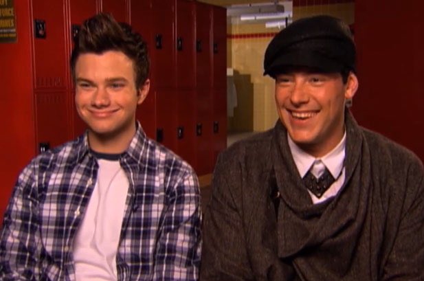 TypicalGleeks's tweet image. Choose one Props switch