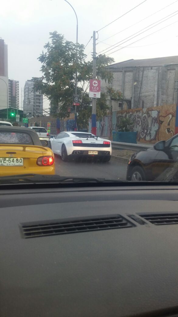 Matias05MS's tweet photo. #Lamborghini #ChileAutos https://t.co/AOhTtprrns