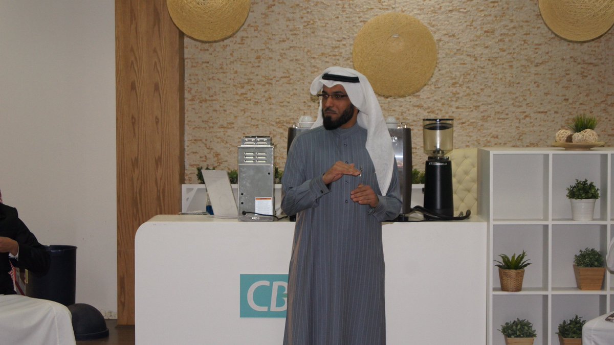 alumni_cbe's tweet photo. جانب من حفل الخريجين 371 يوم الأحد 15/5/1437 هـ. https://t.co/1BJqsSY5xO