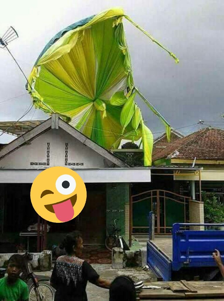 Pramanormal tweet media