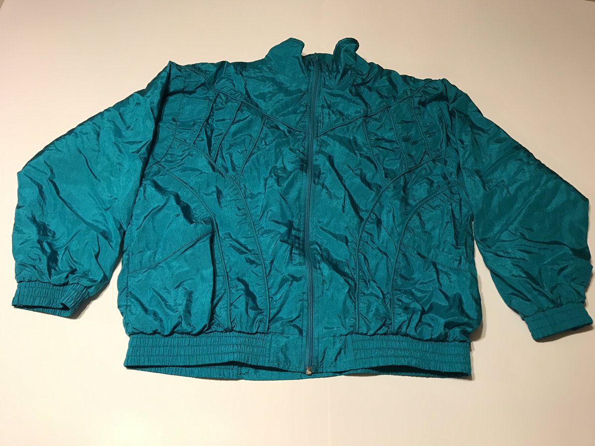 thrift_heat's tweet image. Vintage windbreaker🏃‍♀️🏃‍♀️
Size: large
Will be on website soon 
Visit or contact us at thriftheat3.bigcartel.com or message for information