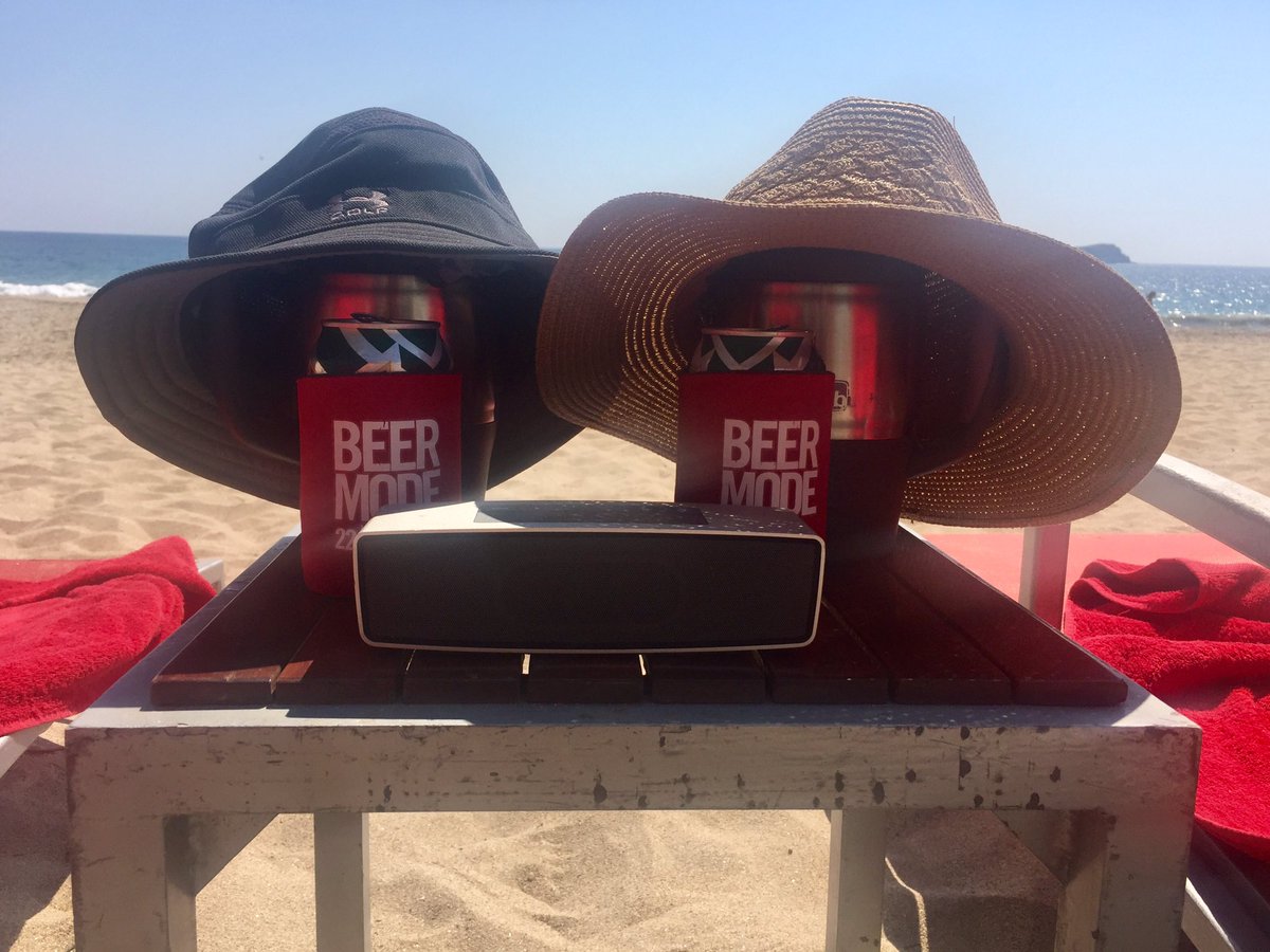 Dean_Kozak's tweet photo. @22Fresh It's always Beer Mode in Mexico #thefreshlife #mexicanlife #IxtapaZihuatanejo https://t.co/lIeje9DRBf