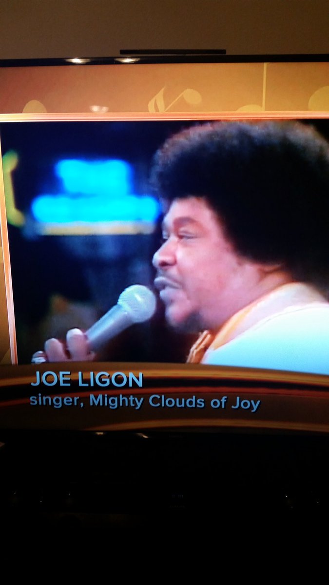 appy85's tweet image. They honored my cousins passing on the Grammy' tonight. #RIP #MIGHTYCLOUDSOFJOY