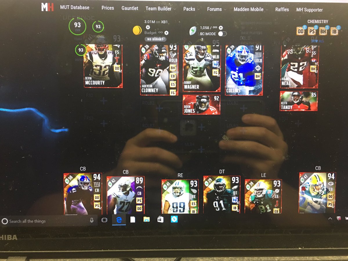 lil_zayzay10's tweet image. XB1 Giveaway/ sell. Dm if you wanna buy my team. RT for a chance to win some players from my team. Ends this Thursday