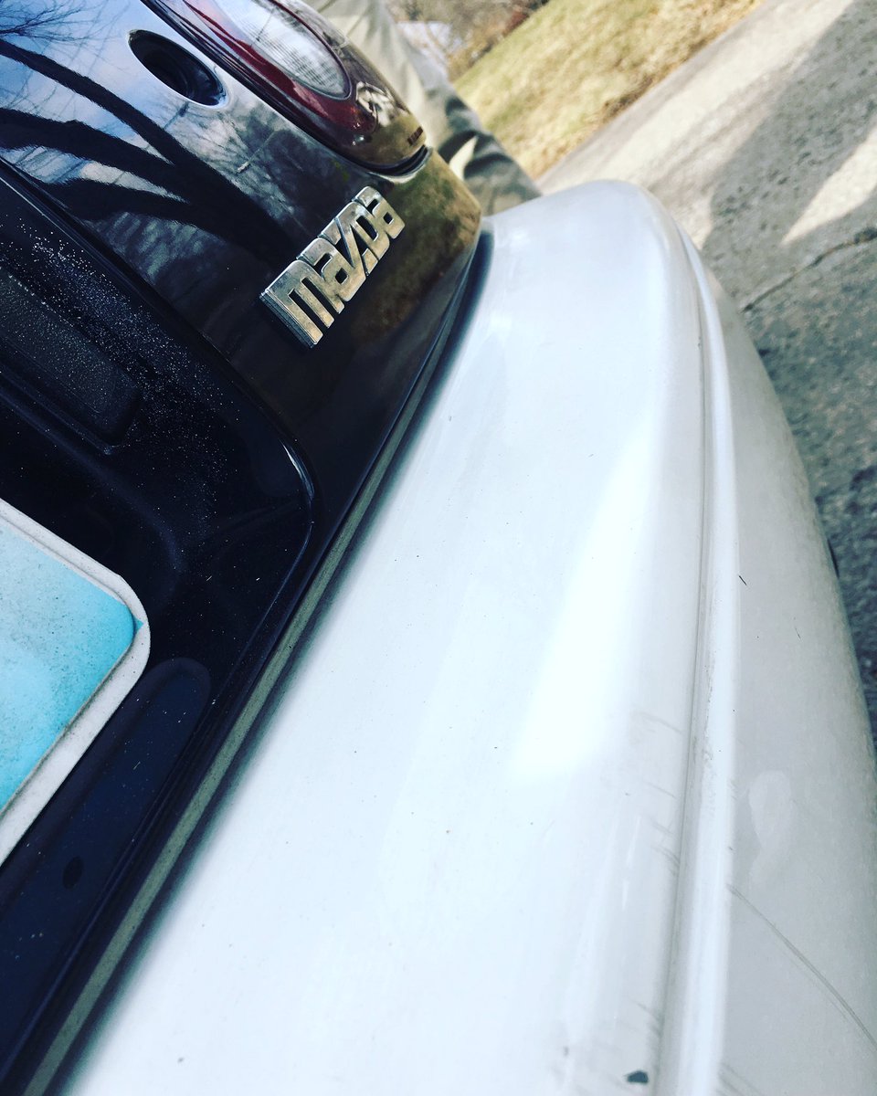 withstand__'s tweet photo. Am I the only one who feels terrified driving a new car? #idonttrustyouyet https://t.co/lSfEzkeyjO