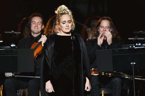 big_adele_fan's tweet photo. music-daily:Adele performing a tribute to George Michael onstage… https://t.co/j8eoJPfbF3