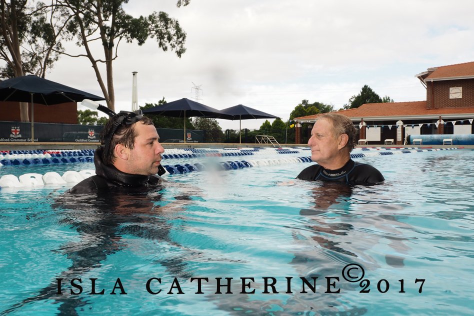 Underwater stills duty day - fabulous underwater cinematography tutorial via <a href="/ftiwa/">FTI</a> with Rusty Geller (pic w Ash Gibb) &amp; Rik Rifici on wkend