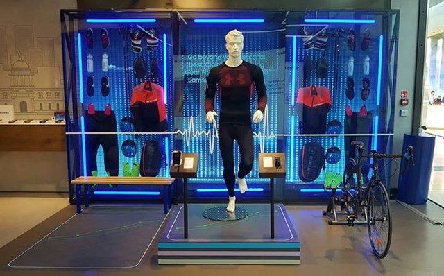 XperienceFuture's tweet image. How's your keep fit resolution going? Pop in to one of our #O2SOTF for fitness tech advice to help you... #TeamO2 bit.ly/2kn5G5l