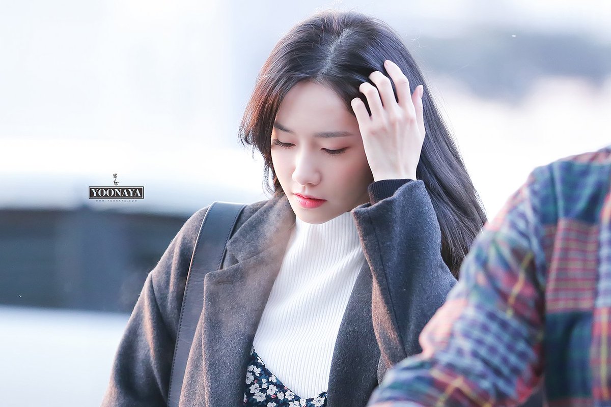 YOONAYAcom's tweet photo. 【UPDATE】170113 ICN Yoona 3P https://t.co/oilFm0AX0S #yoona #yoonaya #임윤아 #윤아 https://t.co/ygfGjGj5gy