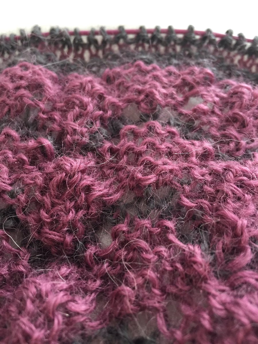 jane_brumwell's tweet photo. Had a lazy start to the day and finished clue 2 for my #SnowmeltShawlMKAL by @CuriousHandmade Loving it!! #knittingfool #SnowmeltShawlMKAL https://t.co/l9nLS1gbAk