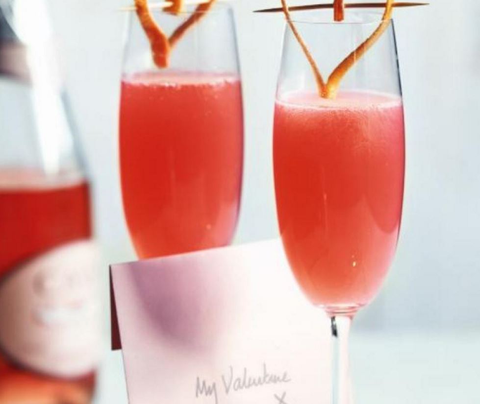 TescoIrl's tweet photo. Looking for the perfect #ValentinesDay menu? Look no further than this romantically delicious dinner for two https://t.co/RZvhSnbVdr https://t.co/DOajCgFVLX