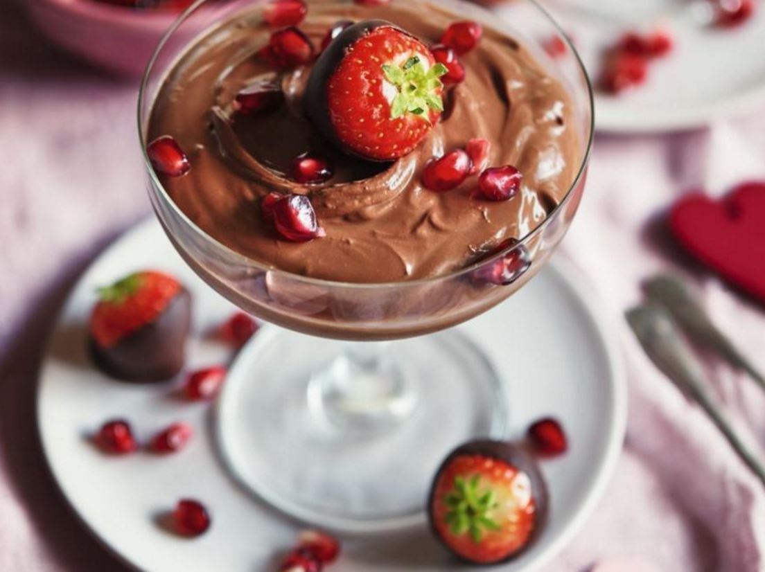TescoIrl's tweet photo. Looking for the perfect #ValentinesDay menu? Look no further than this romantically delicious dinner for two https://t.co/RZvhSnbVdr https://t.co/DOajCgFVLX