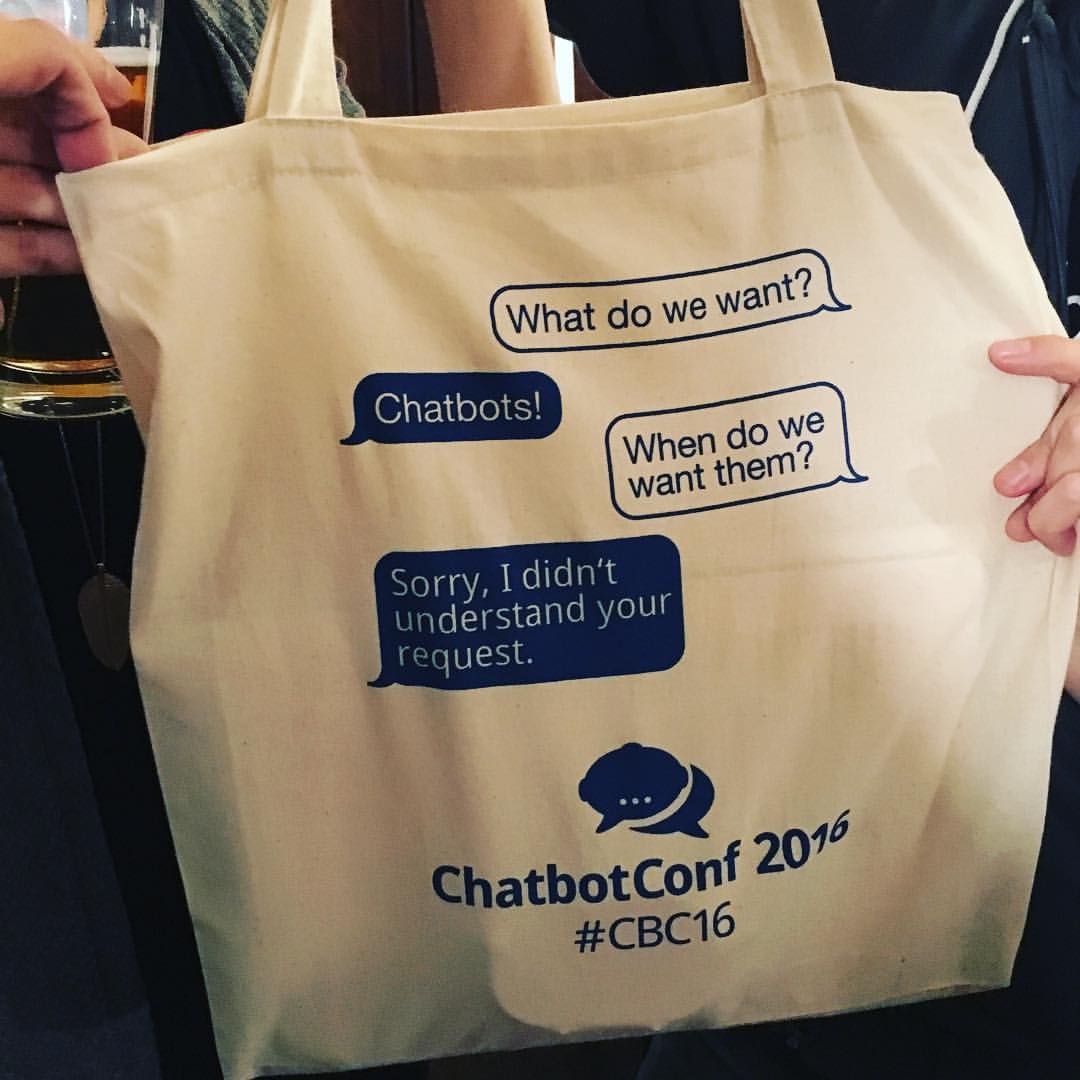 Pentalabbs's tweet photo. ☝️Les #chatbots, une réelle opportunité ou un effet de mode ? 
https://t.co/GbDm4B8aXV https://t.co/DBbolfOIBC