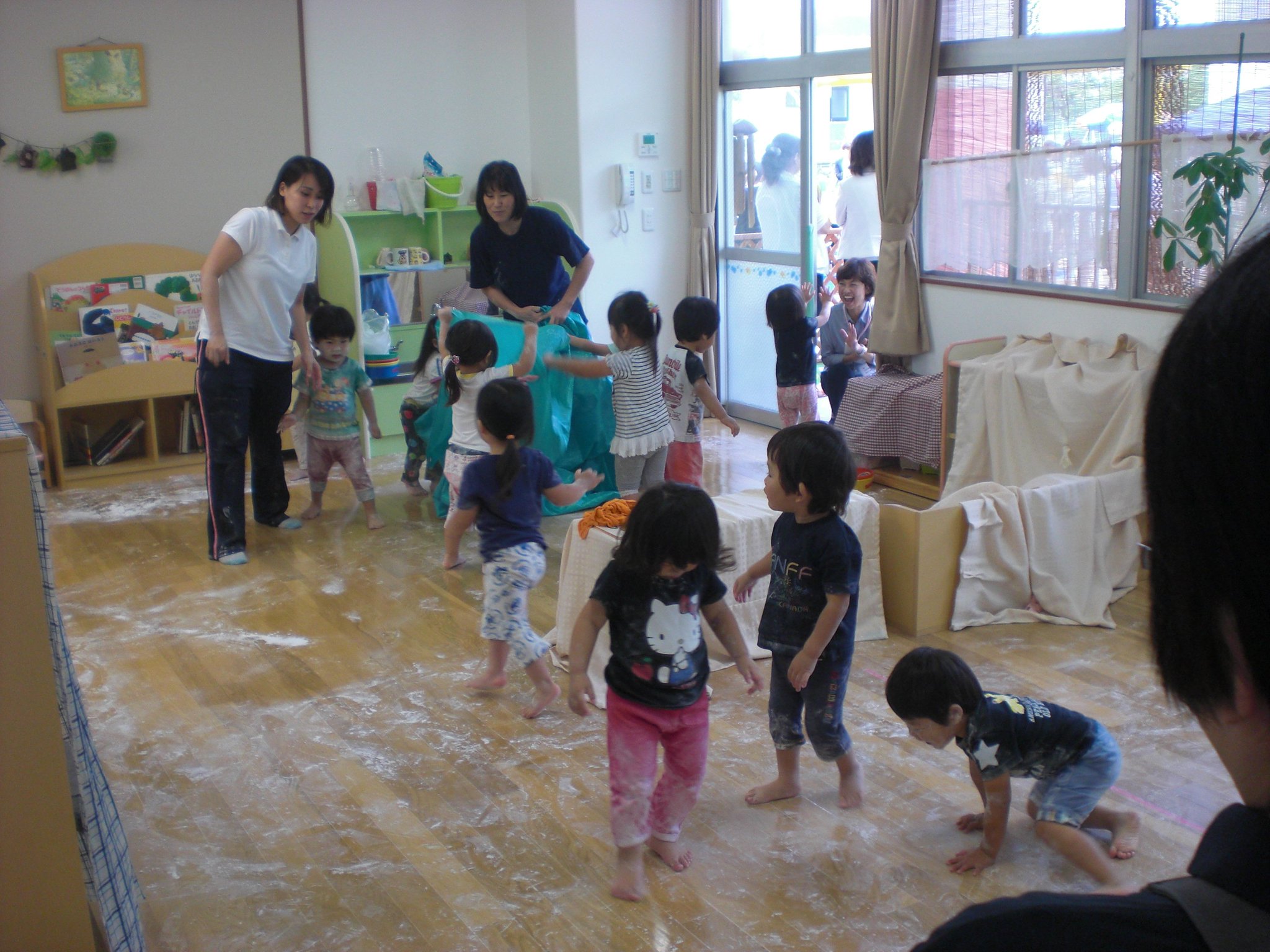 奈良市役所 公式ツイッター 市立保育園 幼稚園 こども園で働く臨時保育教育士さんを募集中 奈良市 では随時臨時保育教育士 保育士 幼稚園講師 を募集しています 一緒にかわいい子どもたちを笑顔にする仕事をしませんか あなたと働くことを 奈良市役所 公式ツイッター 市立保育園 幼稚園 こども園で働く臨時保育教育士さんを募集中 奈良市 では随時臨時保育教育士 保育士 幼稚園講師 を募集しています 一緒にかわいい子どもたちを笑顔にする仕事をしませんか あなたと働くことを