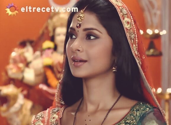 alize1_12's tweet photo. Çok güzel Kumud 💕💕💕💕#İkiYabancı #Saras y #Kumud #saraswatichandra https://t.co/FHWgBbf70I