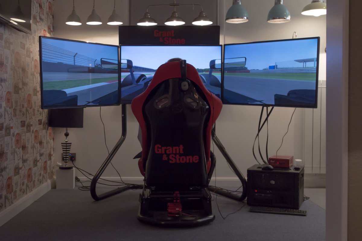 We are all set up and underway at our Amersham Electrical Wholesalers. Come on down and set your fastest lap #racing #simulator