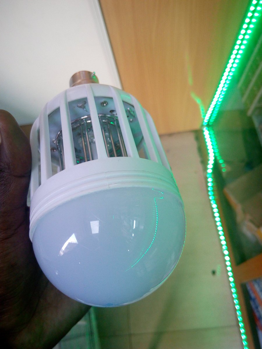 PrinceRichardKE's tweet photo. Get this Mosquito Killer Lamp, no fumes, chemicals or refilling. @950/- it attracts &amp; electrocutes. 📲724341604 #HealthCrisisKe 38 MCAs https://t.co/PDHNKs1Zd9