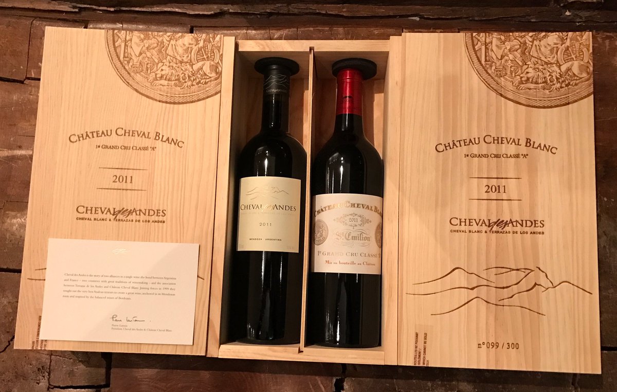AdlonWein's tweet photo. NICE COUPLE! #chevalblanc #chevaldesandes #wine #rare @MoetHennessy @LVMH https://t.co/PTpAJwcqlb