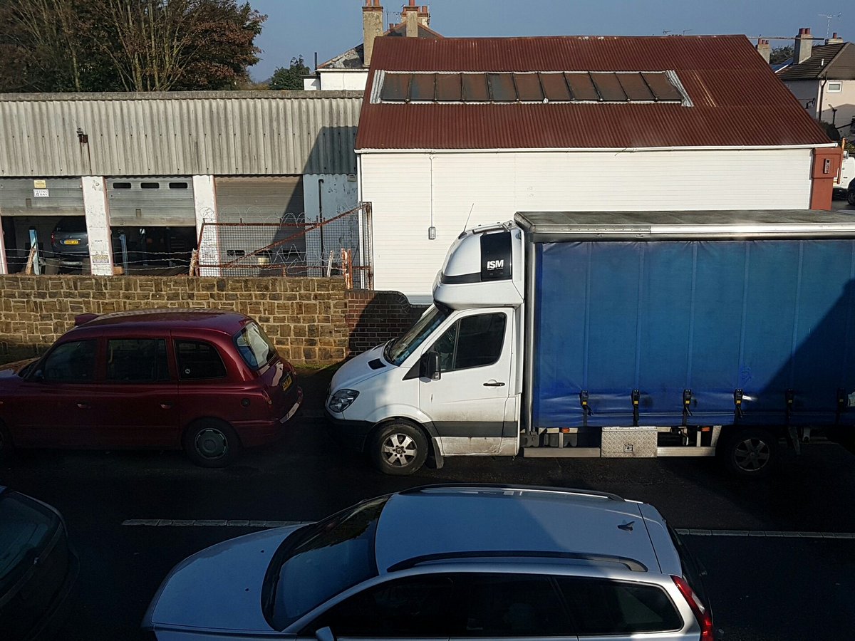 biddulphsteve's tweet photo. @RoadSafety_SBC  waterloo Road shoeburryness shop on corner always parking on dbl yellows car of theres no MOT and see things on the road.. https://t.co/mJFFySl9g6