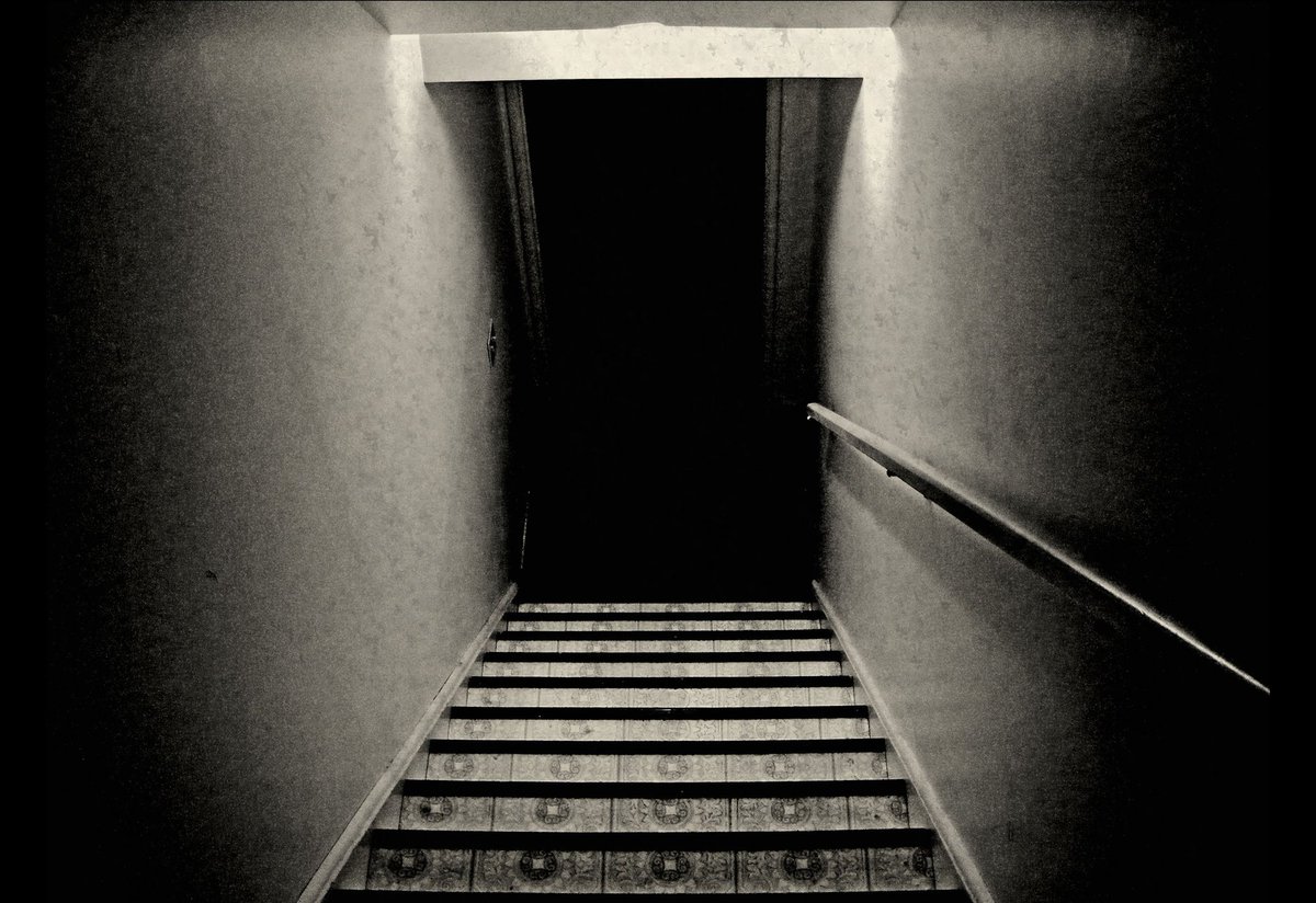 Trismich78's tweet photo. https://t.co/vML2eQ6uta
New blog post on my website. Read it, share it, like it! #ghost #amwriting #realghosts #hauntedhouse #books #ebooks https://t.co/yk81QQbrA8