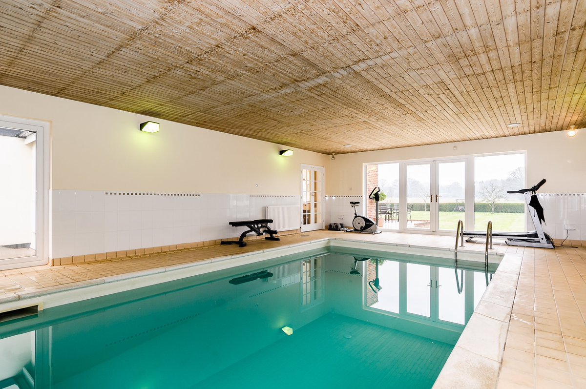 KFBasingstoke's tweet image. #MondayMotivation "Bringing the outdoors in" Indoor pool area is designed for relaxation &amp;amp; exercise to promote a healthy &amp;amp; active lifestyle