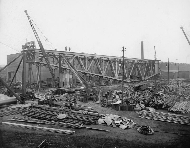 craneoftheweek's tweet photo. Today in 1839, William Arrol was born. Here's his craneworks in Parkhead, Glasgow, 1912. The crane shown still stands in Sasebo, Japan. https://t.co/vPdxYu3oG7