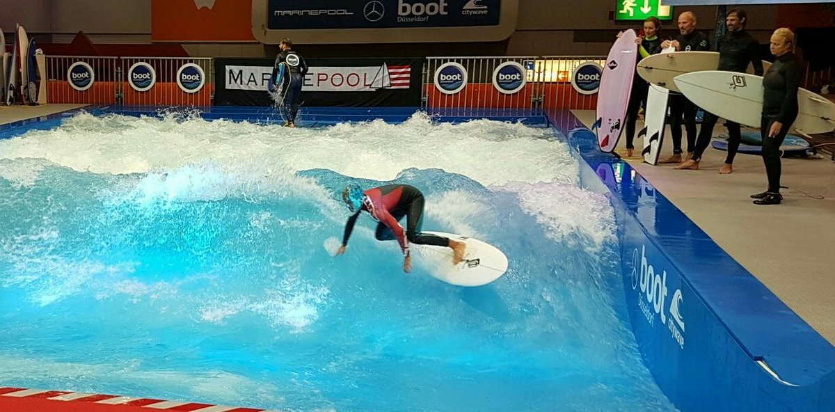 nonstopboot's tweet image. Die #boot2017 ist gerade einmal 2 Wochen her &amp;amp; wir freuen uns schon riesig auf die #boot2018 
#thewave #surfing #faszination #wellenreiten