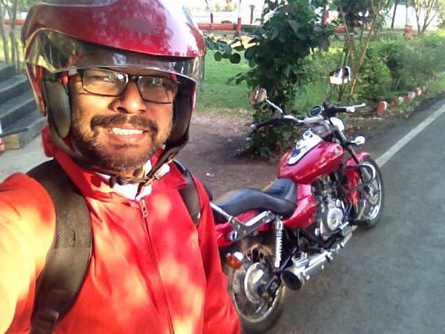 Raajeev999's tweet photo. When you start your bike/car in the morning don't accelerate drive in 1st/2nd  The engine gets warmed up . @BPCLimited #SMArt and #Saksham. https://t.co/ezPZmub7mA