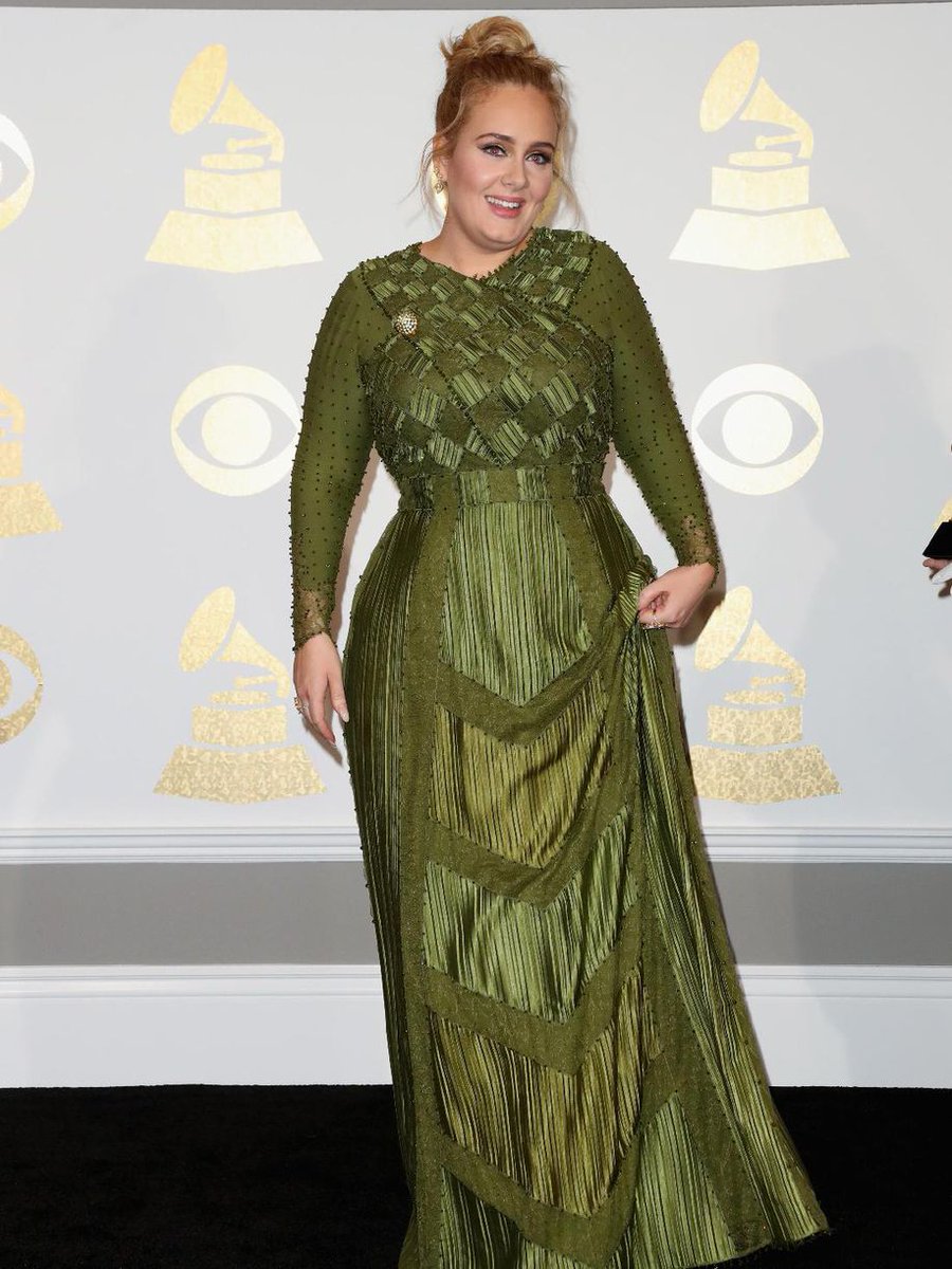 detikcom's tweet photo. Foto: Selebriti di Red Carpet Grammy Award 2017 https://t.co/I8QiqrFZ7j via @wolipop https://t.co/eMEkPrTAn9