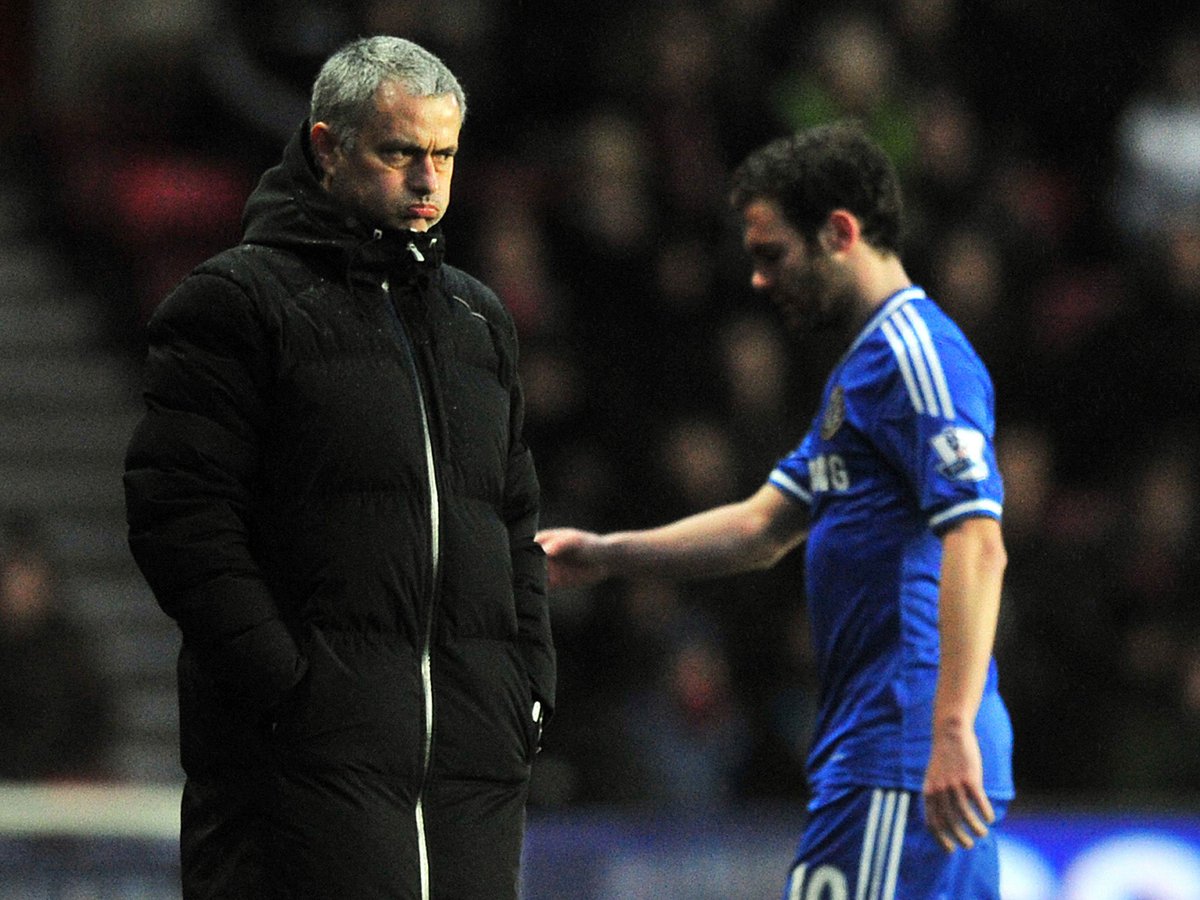 minhhung888's tweet photo. ĐẶC BIỆT: Nhìn Mourinho - Mata nhớ chuyện Khổng Minh - Ngụy Diên
https://t.co/X12ZzPuhQS https://t.co/C0Nw3yeYOb
