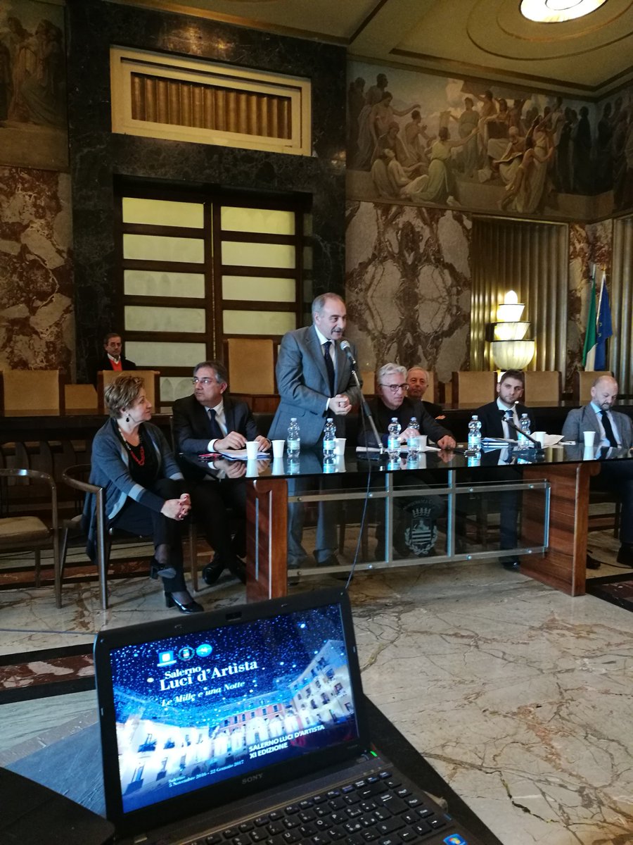 ElenaSalzano's tweet photo. Incontro conclusivo Luci d'Artista #salerno come #carnevale di #Rio @salernoluci @incoerenze #comunedisalerno #contenitorididee https://t.co/TyFJNQbtaR