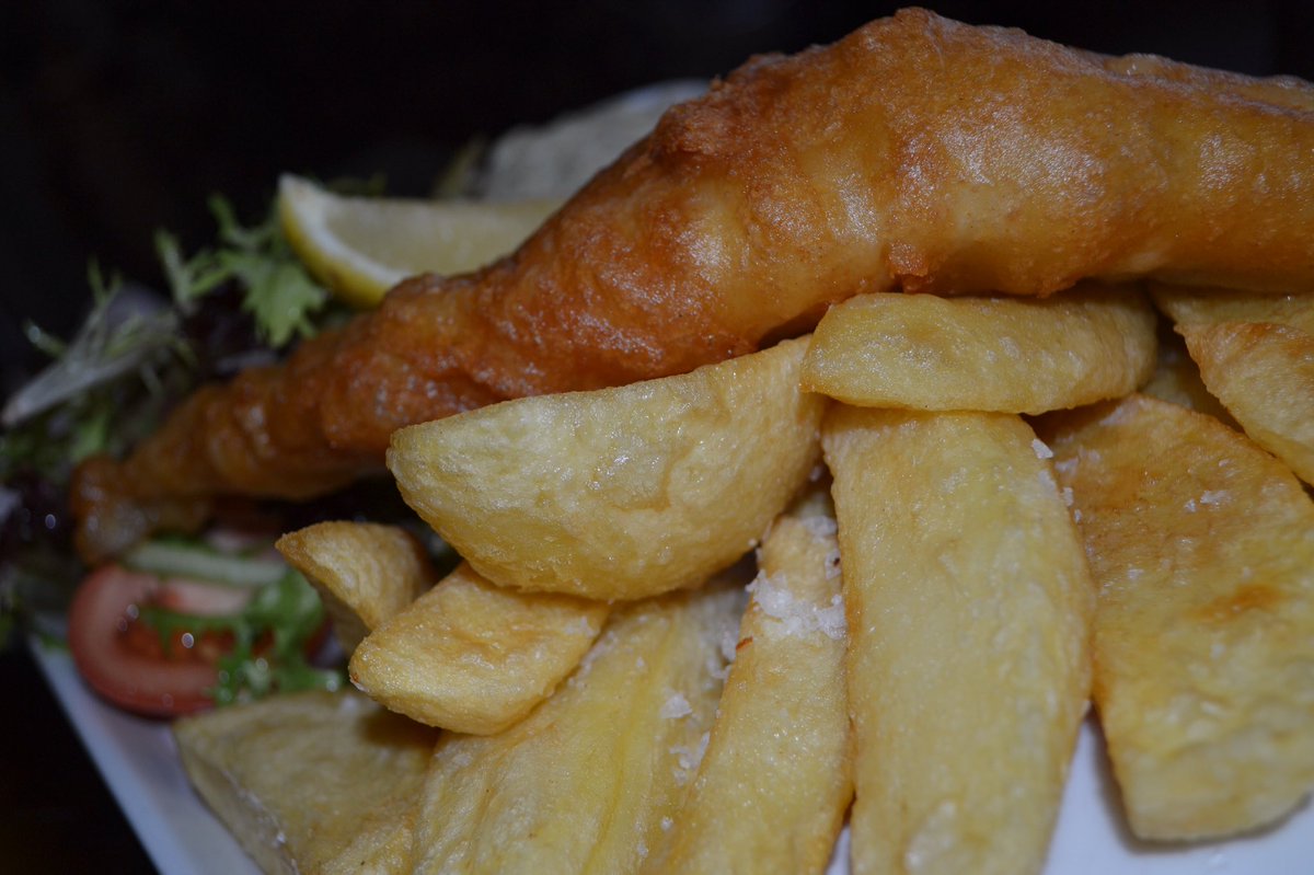 Why not join us for a superb Lemon Tree lunch? Served every day from 11:30am- 5:30pm. #Wrexham