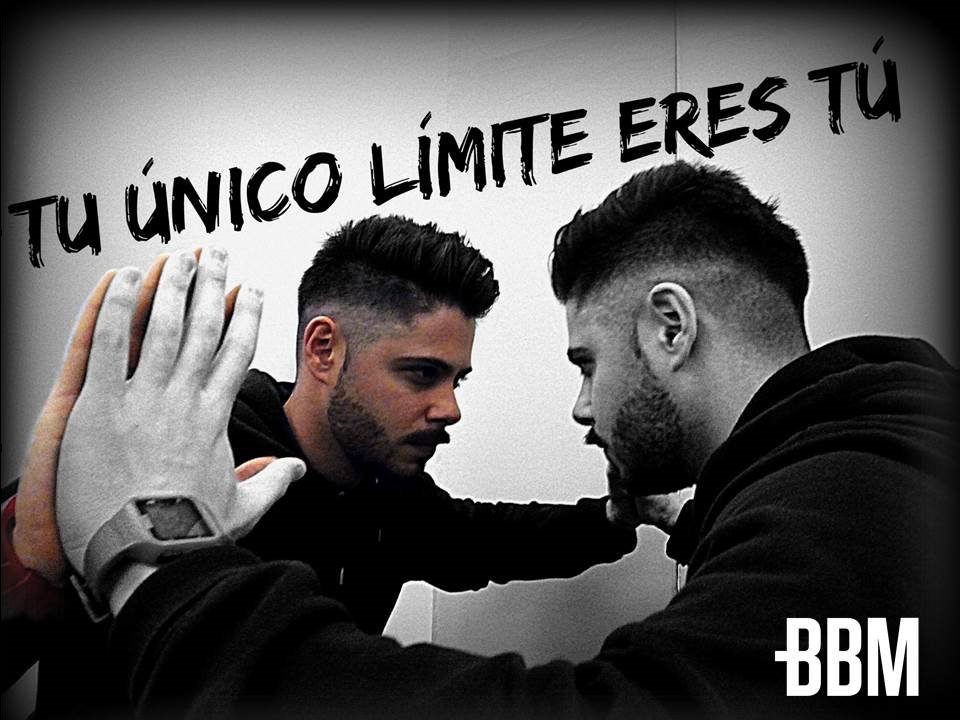 BenefitsBM's tweet photo. Un nuevo lunes, una nueva semana, a por ella #benefitsadict@s!!
#felizlunes #felizsemana #gimnasiomadrid #fitness #nolimits #personaltrainer https://t.co/B6jd02F5hy