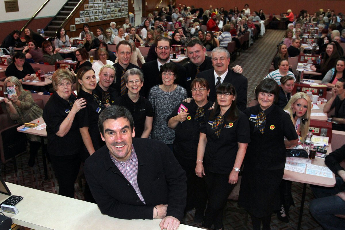 MERKURBingo's tweet photo. We had a great time at Beacon Bingo Ilkeston with 'bad boy' Cain Dingle! @HordleyJeff https://t.co/yzDcDwyWdI #ilkeston #emmerdale https://t.co/myzoiJBb5S