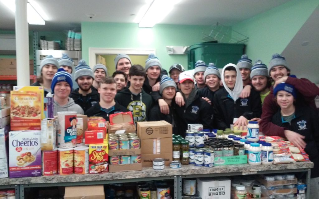 Salem Blue Devils On Twitter Ice Hockey Team At Pleasant Street