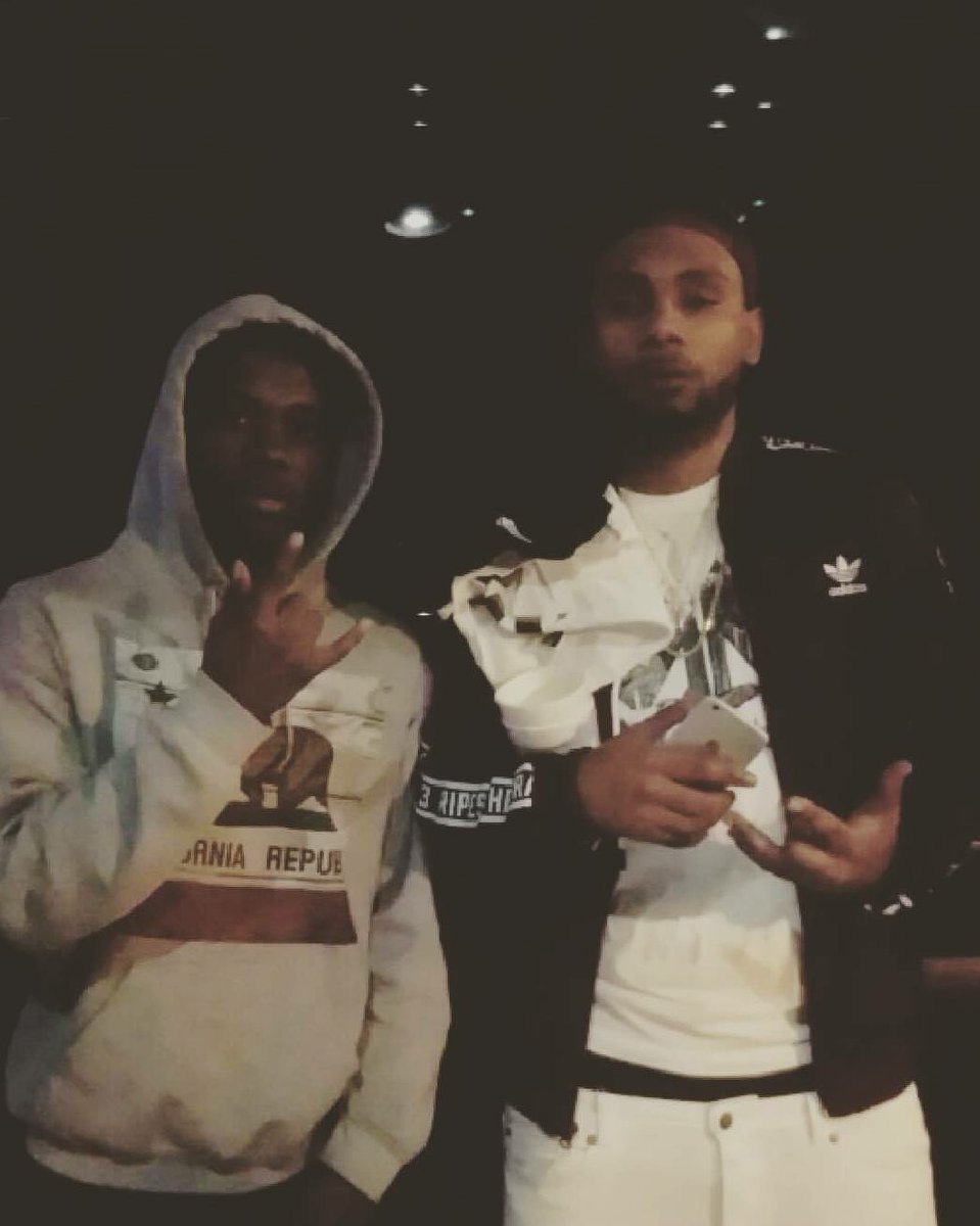 Criedmoney_'s tweet photo. @HypnoMuzic 🔥 https://t.co/TphNFOL90x