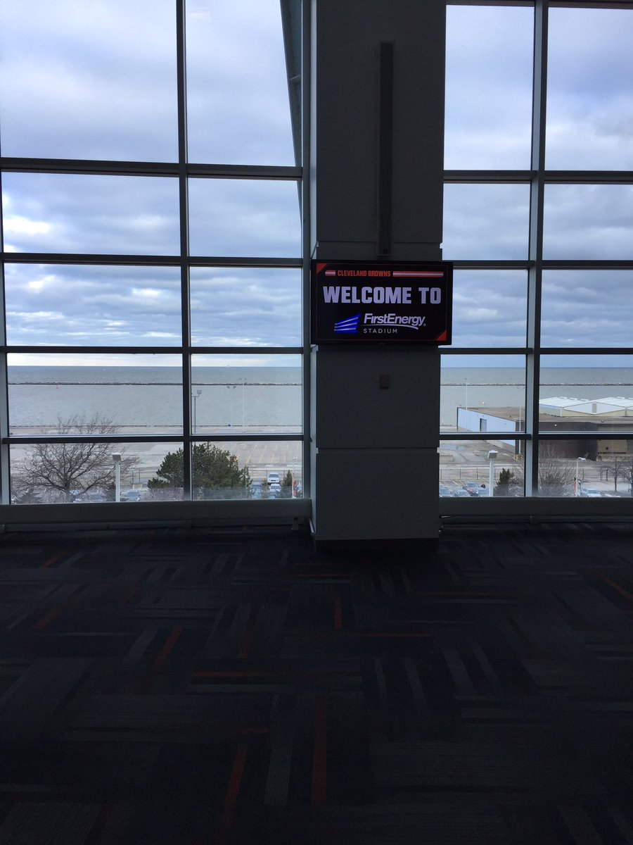 Learning to improve the culture of sport today!
<a href="/Mr_Starner/">Mike Starner</a> <a href="/SouthWildcats/">Westerville South Athletics</a> <a href="/scottreeves311/">M. Scott Reeves</a> #OHSAA #NFL