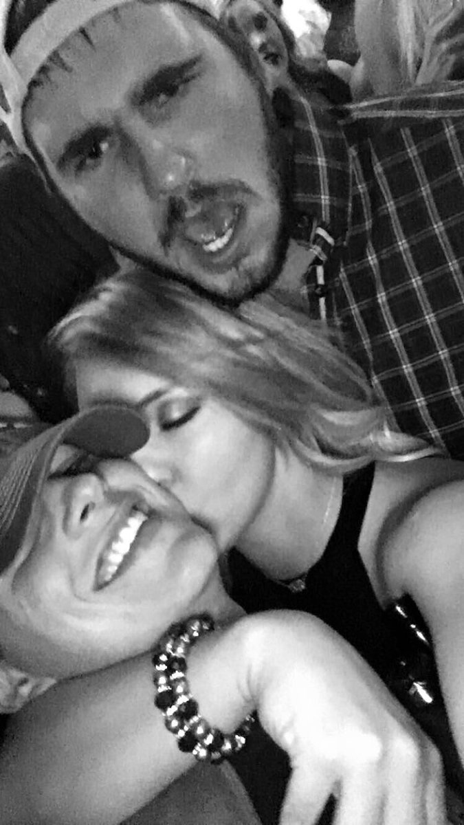 NickHuhman_3's tweet photo. Happy birthday hottie! Sorry you dont have your ID/Card but I'll make it up to you. Have a good day! #PukeGirl #OldBalls👵🏼😍😘 @ashleyanne213 https://t.co/0ueOlV5ivf