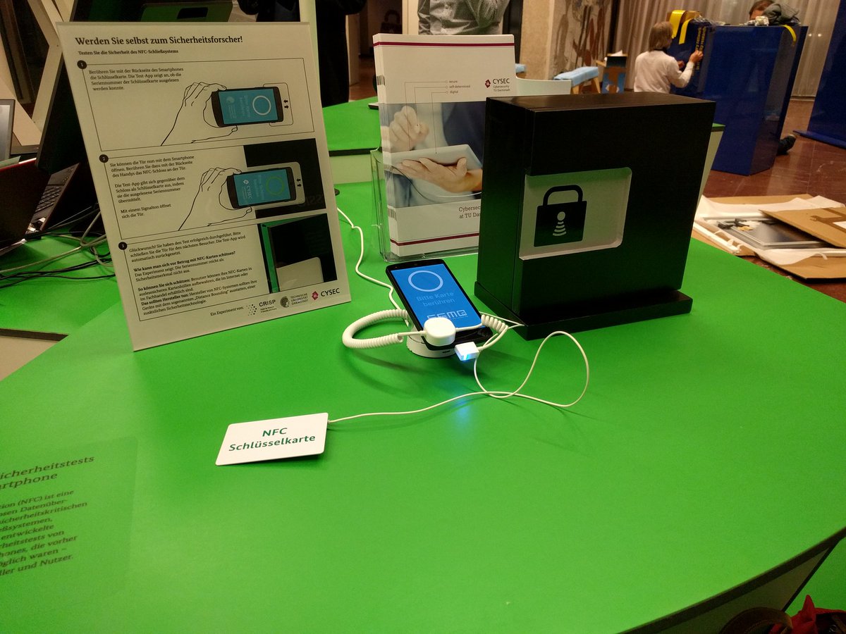psycon's tweet photo. Der @seemoolab Stand zum #nfcgate wäre dann auch fertig :) https://t.co/HjOC1TARea
