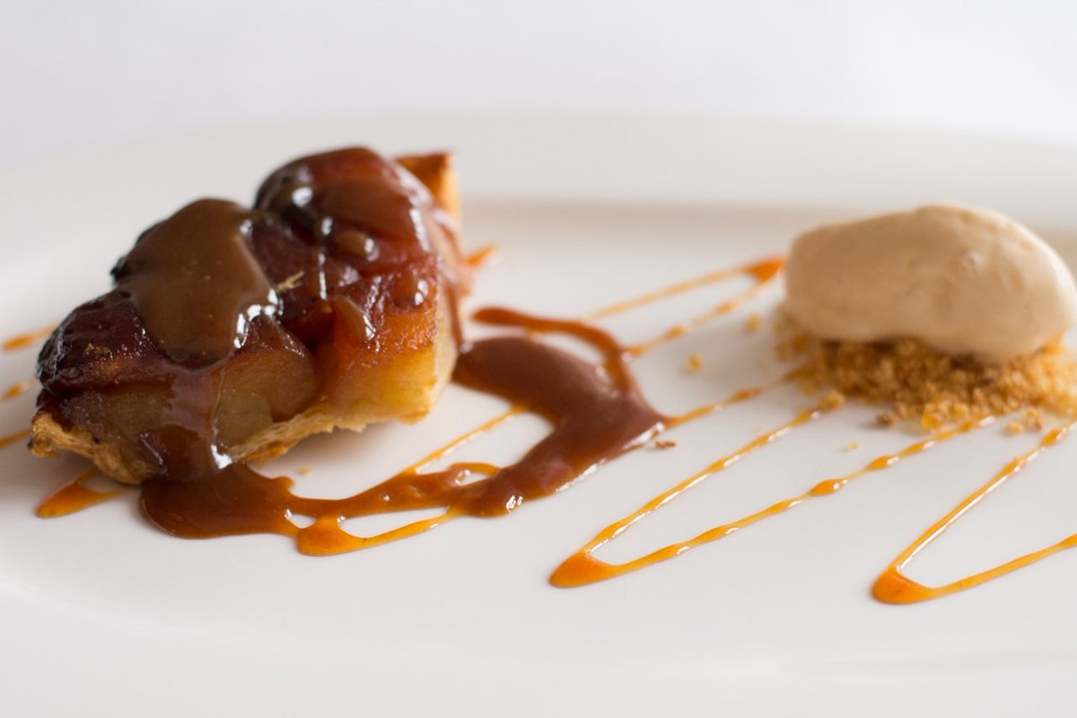 EdinBrawGuide's tweet photo. Read about our exquisite dining experience at #Edinburgh's @GalvinPompadour https://t.co/noj8cYB1j3 #FineDining #EdinBraw #EdinburghFoodBlog https://t.co/ry2Z2ZO1jV