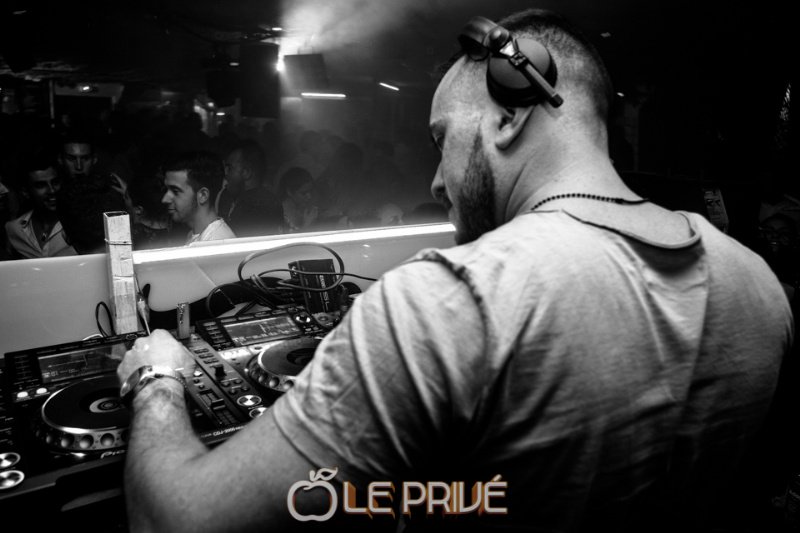 DjDiegoDelRey's tweet photo. LES PROCHAINS RDV 🎯

JEU : #LeRDC CHAMBÉRY
VEN : #LeVegas AIX-LES-BAINS
SAM : #LePrivé AVIGNON @clubleprive1 

Cp. le Privé https://t.co/Gx27w6jJZ0