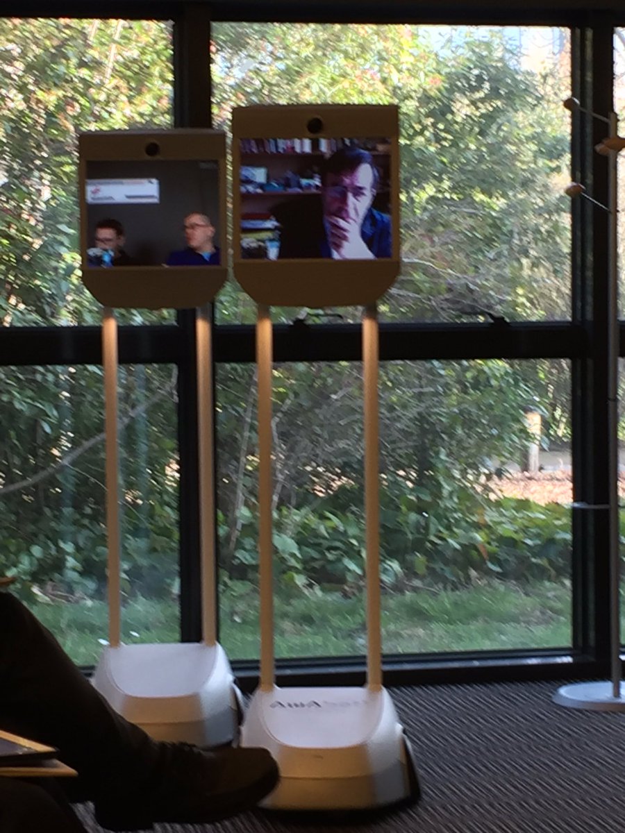ibe_pro's tweet image. De plus en plus de teleprésents assistent au séminaire #robotaura via #robot #beam 😏@awabot