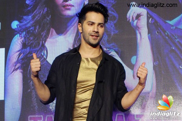 igbollywood's tweet photo. #VarunDhawan's shocking confession about marriage https://t.co/pa9IiKnvRP @Varun_dvn #BadrinathKiDulhania #RunningShaadiDotCom https://t.co/eN679k0ATP