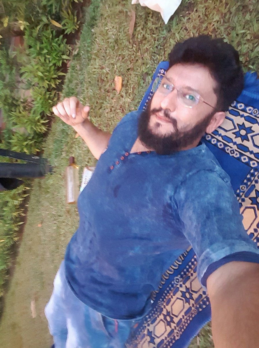 MuzzammilAap's tweet photo. Baagh Main Jab Aa Gaya Waqt e #Namaaz
Varzish Tark Kar, Hum Ne Ada Ki #Namaaz
#GoodEvening #Bombay #Mumbai
Missing #htkgaf17 #HTKGAF https://t.co/1Fe4LPLQ7Y