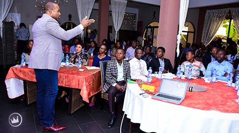 Systemage2's tweet photo. Première formation des membres Systemage à l’hôtel Hacienda. Présentation de la vision de Systemage. Kinshasa-Gombe https://t.co/P4633sT6vu