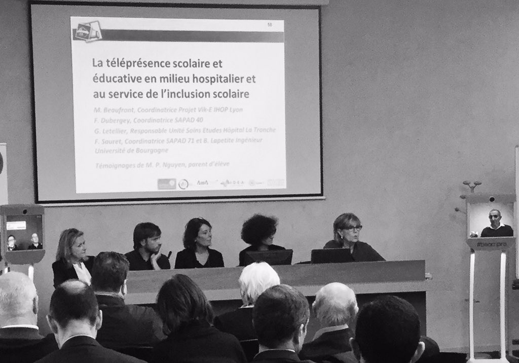 Cedric_Sutera's tweet image. Table ronde autour de l&apos;inclusion scolaire... notamment un témoignage via un robot de téléprésence et Unité soins-études Grenoble #robotaura