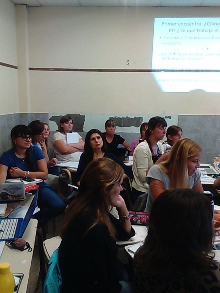 ciesagiles1's tweet photo. Curso de Gestión de Nivel Primario. Con mucha asistencia a pesar de la lluvia. https://t.co/45wJsyZuAp