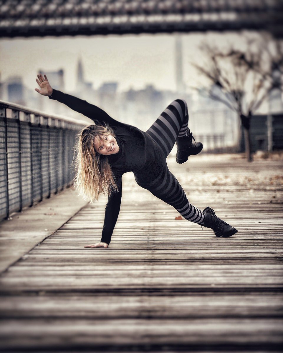 NYC, wanna try my mofo's of the month? I'll see you at 12p <a href="/yobkyoga/">YoBk</a> #thenatalizer #hotpilatesmama #hiit #brooklyn #nycfitness #hotpilates