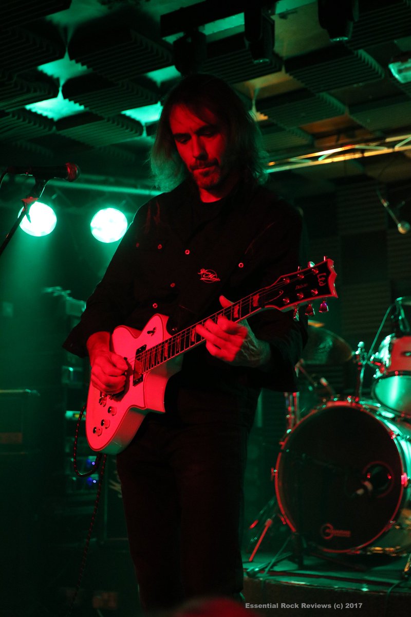 E_Rock_Reviews's tweet photo. Marco Mendoza -The Snooty Fox , Wakefield- 12/02/17
@CasaMendoza2012 https://t.co/8RcQdsGFze
